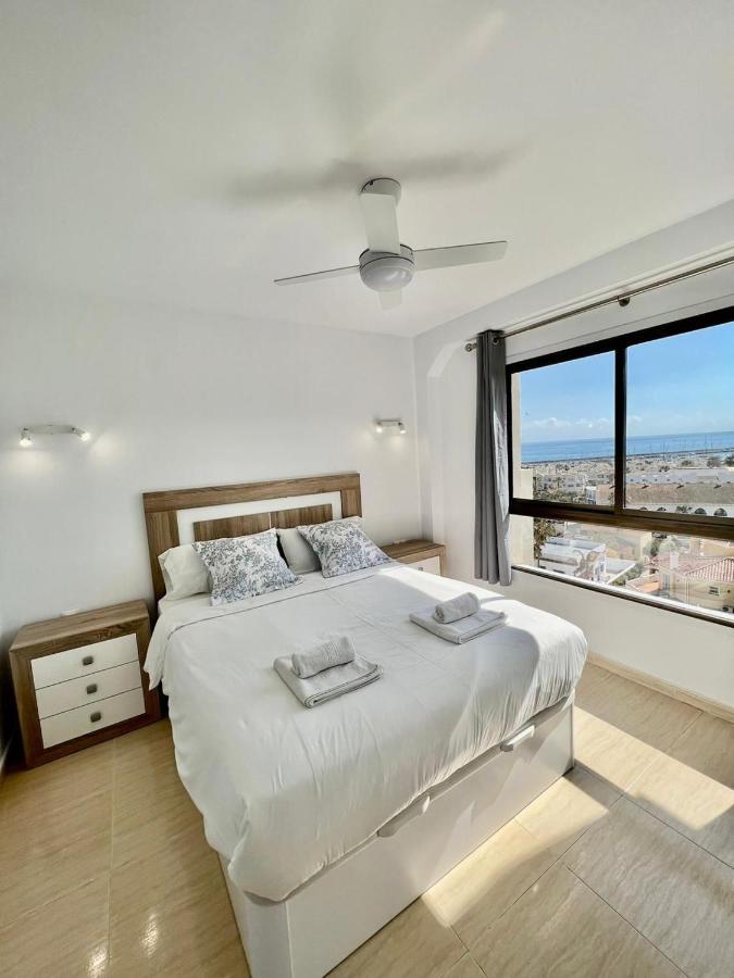 Apartment Sol Carihuela Torremolinos Ngoại thất bức ảnh