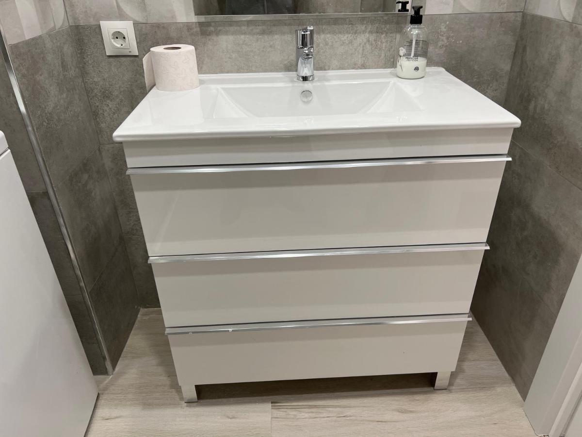 Apartment Sol Carihuela Torremolinos Ngoại thất bức ảnh