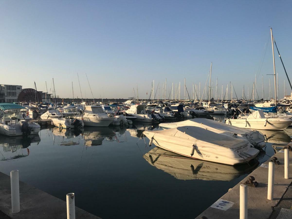 Apartment Sol Carihuela Torremolinos Ngoại thất bức ảnh